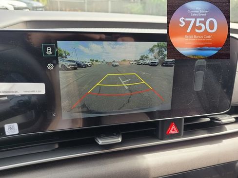 New 2026 Kia Carnival EX FWD image 9
