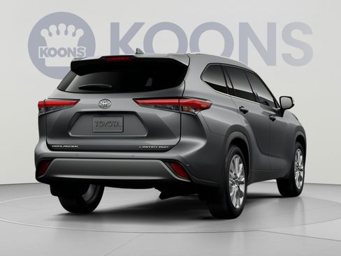 New 2026 Toyota Highlander Limited AWD/4WD image 12