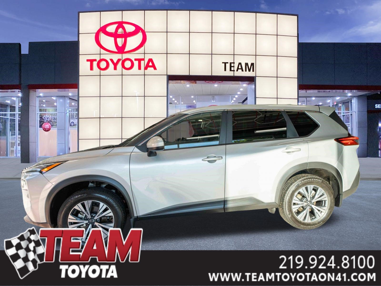 Used 2023 Nissan Rogue SV AWD/4WD image 1