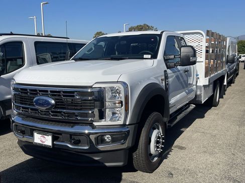 New 2026 Ford F550 2WD SuperCab Super Duty image 3