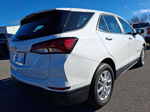 Certified 2024 Chevrolet Equinox LS image 6