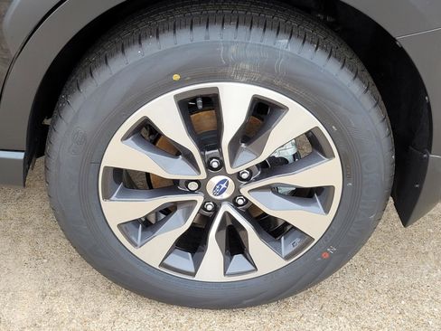 New 2025 Subaru Outback Limited image 22