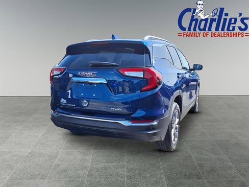 Used 2022 GMC Terrain SLT w/ Tech Package image 15