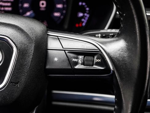 Used 2019 Audi Q3 2.0T Premium w/ Convenience Package AWD/4WD image 30