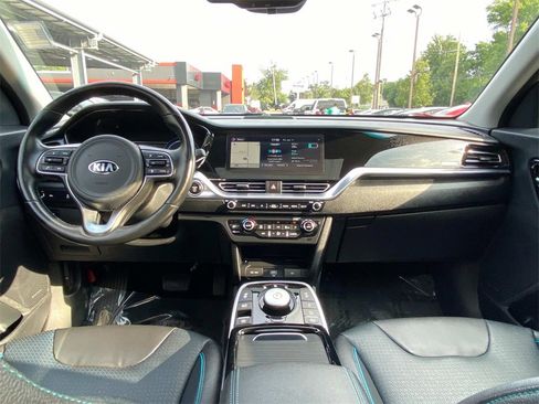Used 2020 Kia Niro EX Premium w/ Cold Weather Package image 15