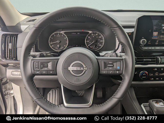 Used 2025 Nissan Pathfinder SV w/ SV Premium Package FWD image 50