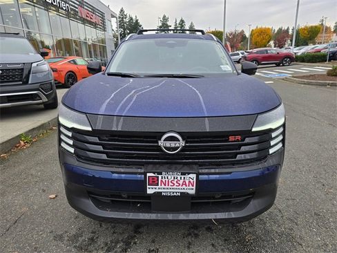 New 2026 Nissan Kicks SR w/ Cold Weather Package image 2