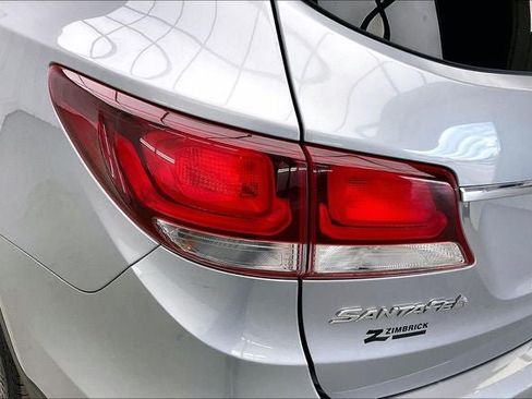 Used 2017 Hyundai Santa Fe SE w/ SE Premium Package 02 AWD/4WD image 26