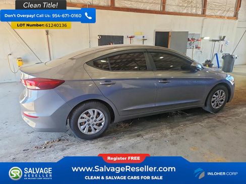 Used 2018 Hyundai Elantra SE FWD image 4