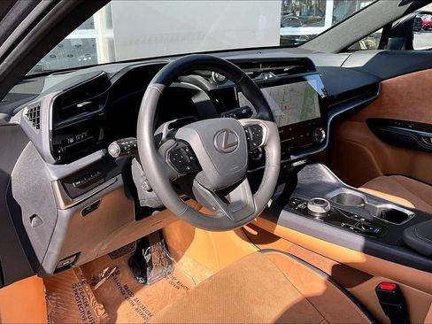 Used 2025 Lexus RZ 300e w/ Cold Area Package FWD image 14