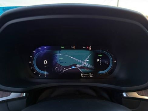 Certified 2024 Volvo S60 T8 Plus image 21