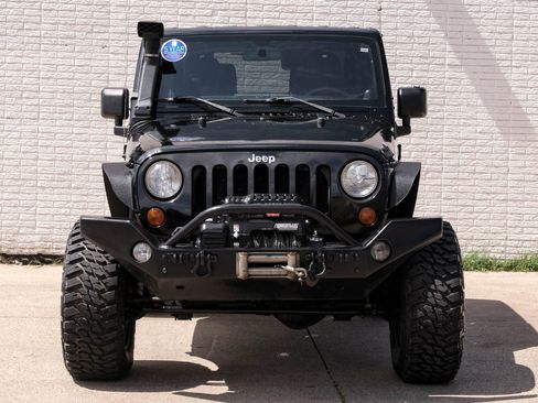 Used 2011 Jeep Wrangler Rubicon w/ PWR Convenience Group AWD/4WD image 4