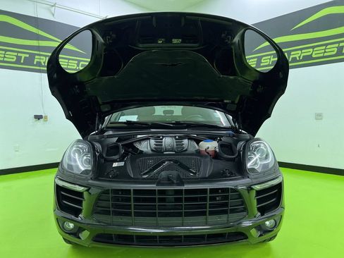 Used 2016 Porsche Macan S AWD/4WD image 4