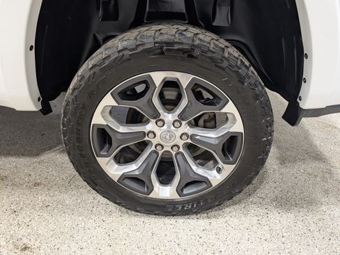 Used 2020 RAM 1500 Limited AWD/4WD image 12
