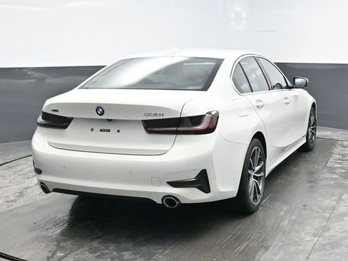 Used 2020 BMW 330i xDrive Sedan w/ Convenience Package image 6
