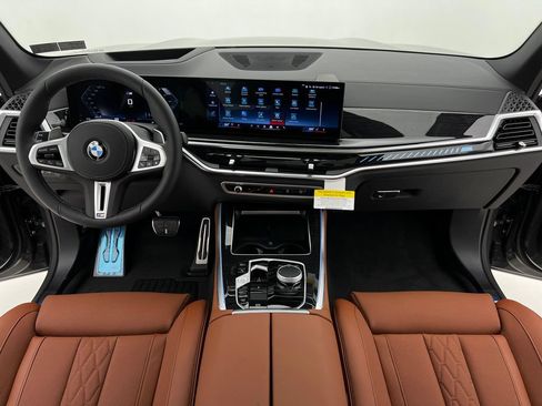 New 2026 BMW X5 M60i w/ Climate Comfort Package AWD/4WD image 13