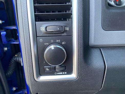 Used 2017 RAM 1500 Classic SLT image 13