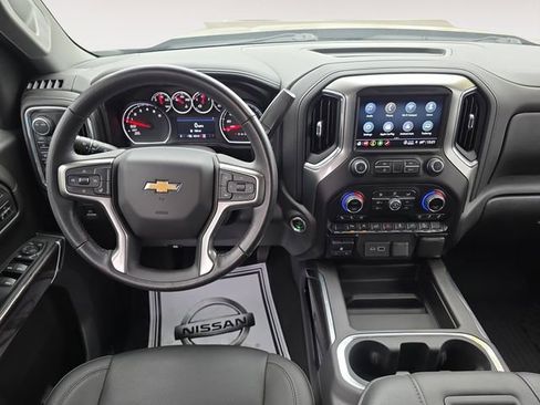 Used 2021 Chevrolet Silverado 1500 LTZ AWD/4WD image 10