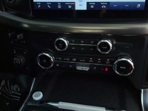 Used 2022 Ford F150 Raptor w/ Equipment Group 801A High AWD/4WD image 19