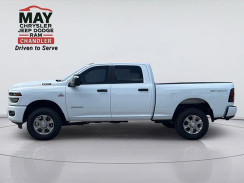 New 2025 RAM 2500 Big Horn AWD/4WD image 4