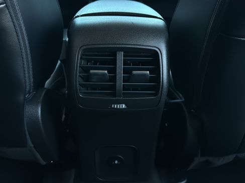 Used 2023 Ford Escape Platinum image 23