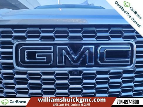 Used 2023 GMC Yukon Denali image 32