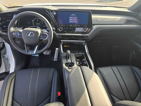 New 2026 Lexus TX 500h AWD image 22