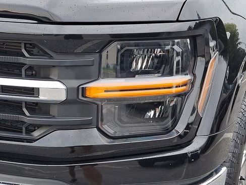 Used 2025 Ford F150 XLT w/ Equipment Group 301A Standard AWD/4WD image 9