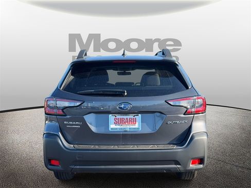 Certified 2025 Subaru Outback Premium image 4