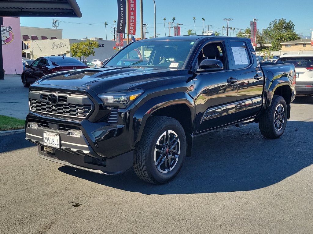 Used 2026 Toyota Tacoma TRD Sport RWD image 2