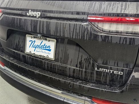 New 2025 Jeep Grand Cherokee Limited image 8