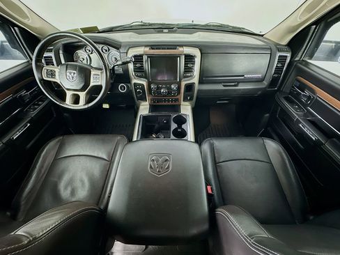 Used 2015 RAM 3500 Laramie AWD/4WD image 10