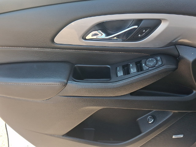 Used 2020 Chevrolet Traverse RS AWD/4WD image 13