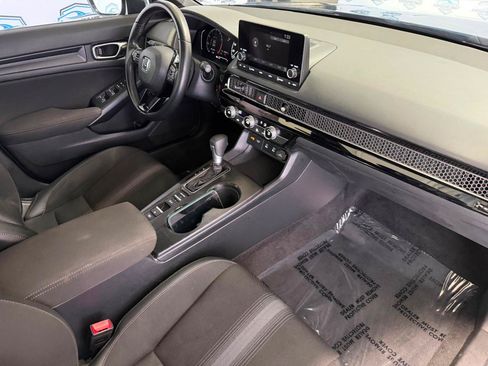 Used 2025 Honda Civic Sport image 27