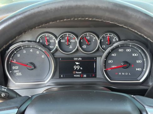 Used 2021 Chevrolet Silverado 1500 LT Trail Boss w/ Convenience Package II AWD/4WD image 31