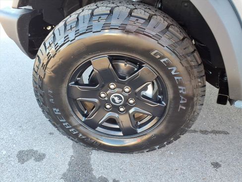 New 2025 Ford Bronco Big Bend image 9