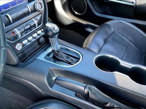 Used 2021 Ford Mustang Premium image 13