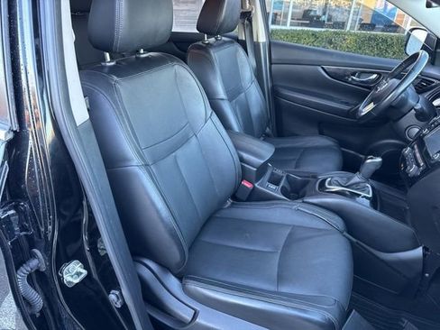 Used 2018 Nissan Rogue Sport SL image 10