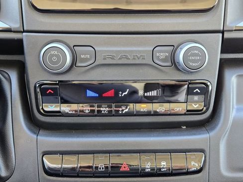 Used 2025 RAM ProMaster 1500 w/ Safety Group image 19