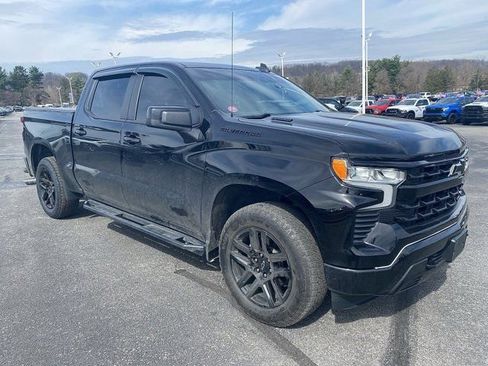 Used 2023 Chevrolet Silverado 1500 RST w/ LPO, Dark Essentials Package image 9