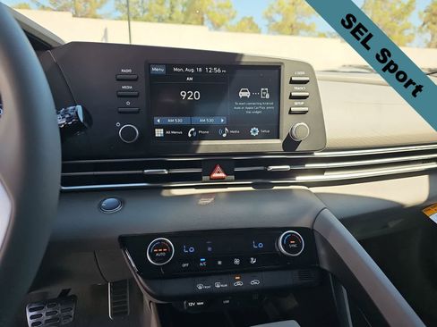 Certified 2025 Hyundai Elantra Sport FWD image 20