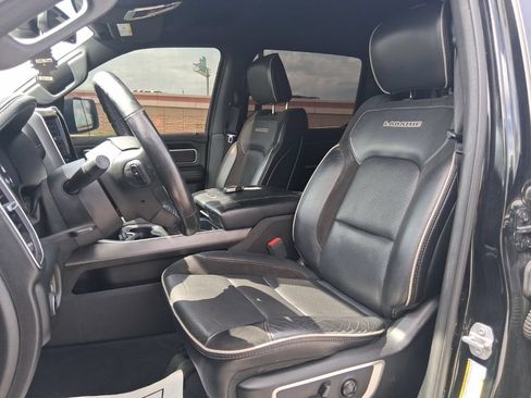 Used 2020 RAM 1500 Laramie w/ Sport Appearance Package AWD/4WD image 15