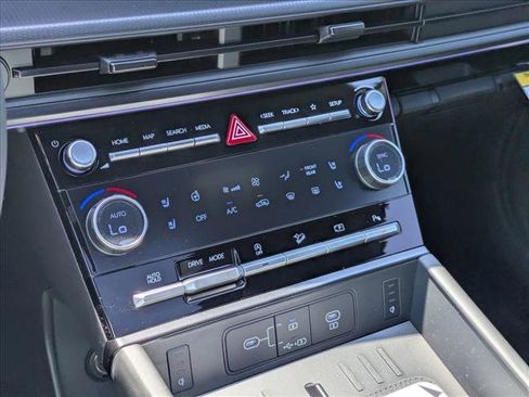 New 2026 Hyundai Santa Fe Calligraphy FWD image 16