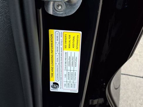 New 2026 Volvo XC40 B5 Plus w/ Protection Package Premier image 27