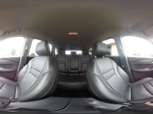 Used 2026 Nissan Rogue SL FWD image 44