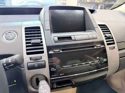 Used 2005 Toyota Prius FWD image 15