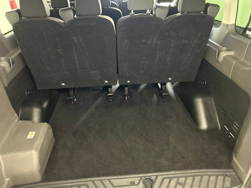 Used 2024 Ford Transit 350 XLT RWD image 24