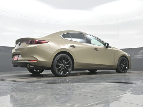 Used 2024 MAZDA MAZDA3 s image 30