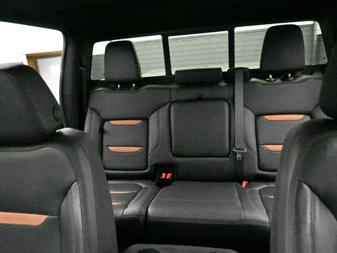 Used 2022 GMC Sierra 3500 AT4 w/ AT4 Premium Plus Package AWD/4WD image 20