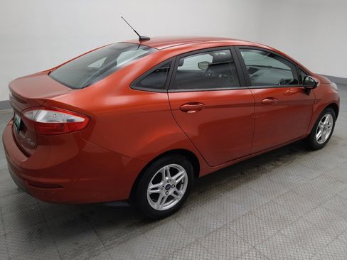 Used 2018 Ford Fiesta SE w/ Cold Weather Package image 10